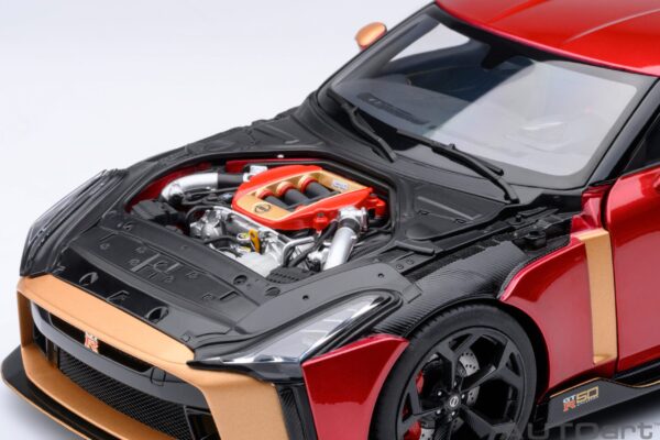 AUTOart NISSAN GT-R50 by ITALDESIGN (METALLIC RED/GOLD) – Bild 3