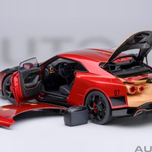 AUTOart NISSAN GT-R50 by ITALDESIGN (METALLIC RED/GOLD).