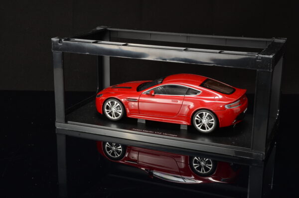 AUTOart Aston Martin V12 Vantage 2010 – Bild 2