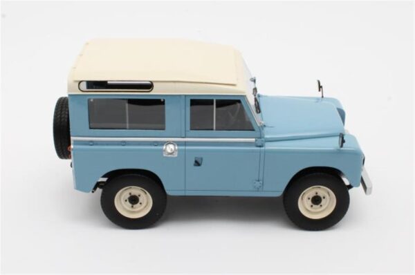 Cult Scale Landrover 88 Serie III blue '71-'85 – Bild 8