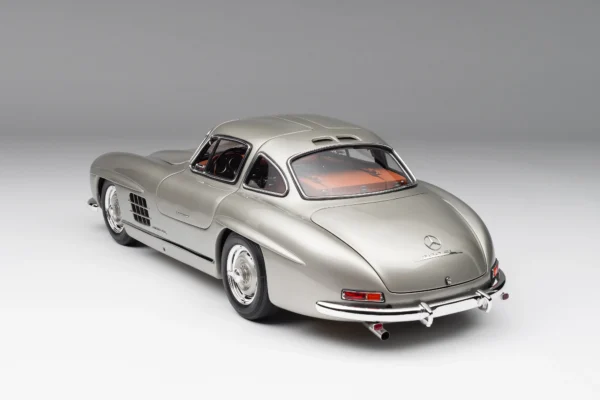 Amalgam Mercedes-Benz 300 SL Flügeltürer (1955) | Limitierte Auflage 1:8 – Bild 17