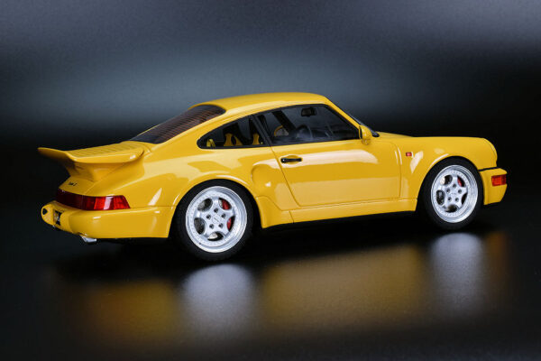 GT Spirit Porsche 911 964 Turbo S gelb 1994 1:8 – Bild 7