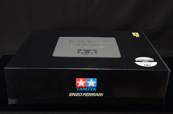 Tamiya Ferrari Enzo schwarz 1:12 – Bild 3
