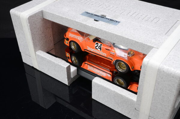 Tamiya Porsche Turbo RSR 934 Jägermeister 1:12 – Bild 9
