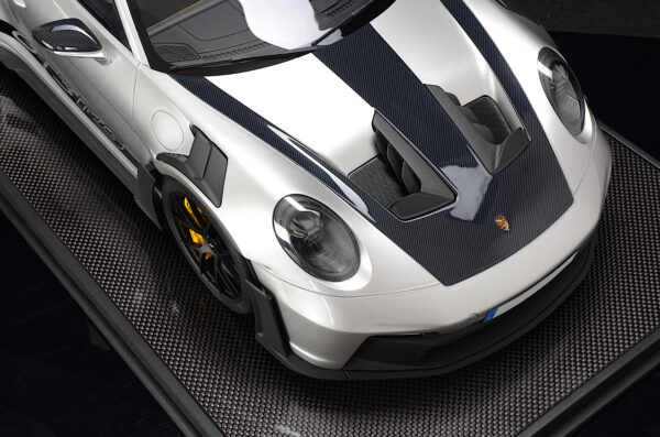 Porsche 992 GT3 RS 1:8 Ihr Porsche als Modell – Bild 6