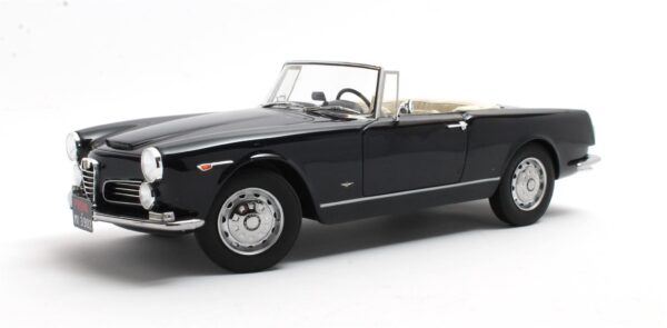 Cult Scale Alfa Romeo 2600 blau – Bild 9