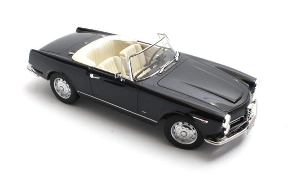 Cult Scale Alfa Romeo 2600 blau – Bild 4