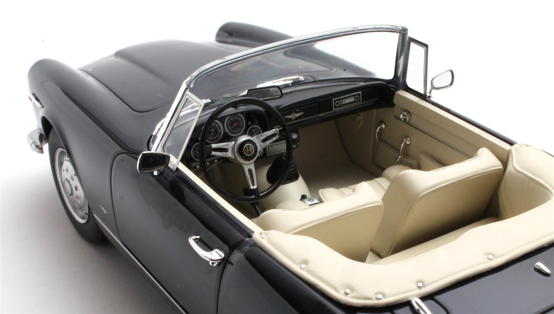 Cult Scale Alfa Romeo 2600 blau - 1/18 – Bild 2