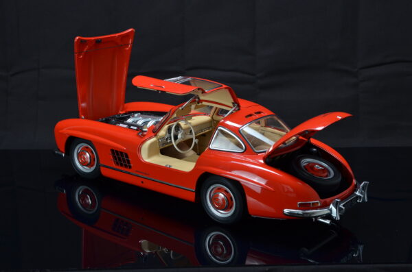 IXO Mercedes 300 SL rot Bausatz 1:8 – Bild 4