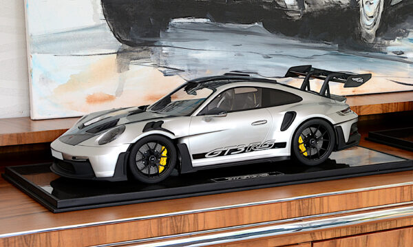 Porsche 992 GT3 RS 1:8 Ihr Porsche als Modell – Bild 10