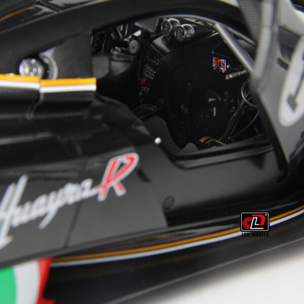 LCD Models Pagani Huayra R carbon schwarz – Bild 8
