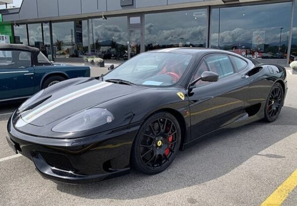 BBR Ferrari 360 Challenge Stradale Nero DS with italian stripe