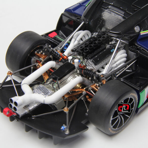 LCD Models Pagani Huayra R carbon blau – Bild 3