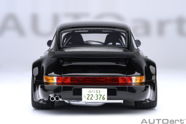AUTOart Porsche 911 (930) Turbo Wangan Midnight “Blackbird” – Bild 7