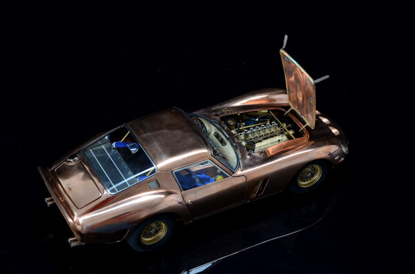 Martisan Modelcars24 Ferrari 250 GTO Chassis 4153 GT mit Kupferkarosserie one of 50 – Bild 2