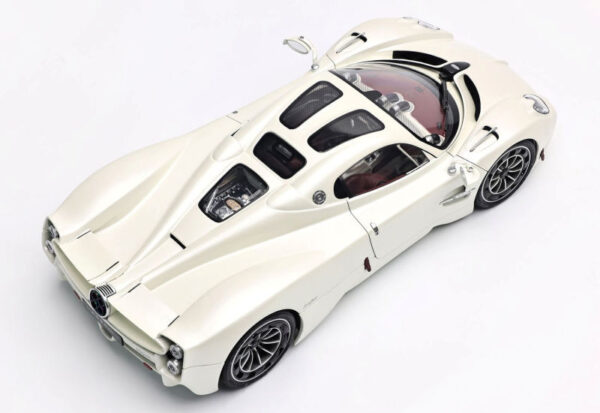 LCD Models Pagani Utopia Pearl White – Bild 6