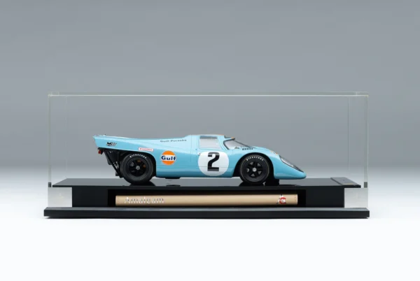 Amalgam Porsche 917K - Sieger von 1970 Daytona - Gulf-Lackierung - Road & Track 1:18 – Bild 4