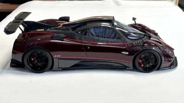 Henson & Heaven Pagani Zonda 760 1/8