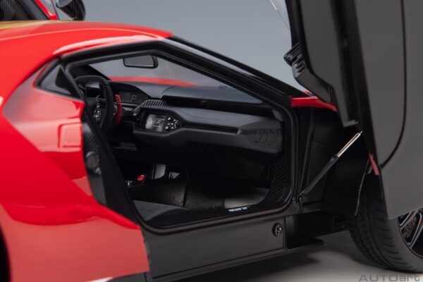 AUTOart Ford GT 2022 Alan Mann Heritage Edition (Alan Mann Red) – Bild 4