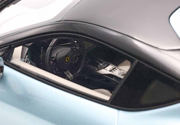 BBR Ferrari 12Cilindri Panoramic roof Celeste Trevi – Bild 3