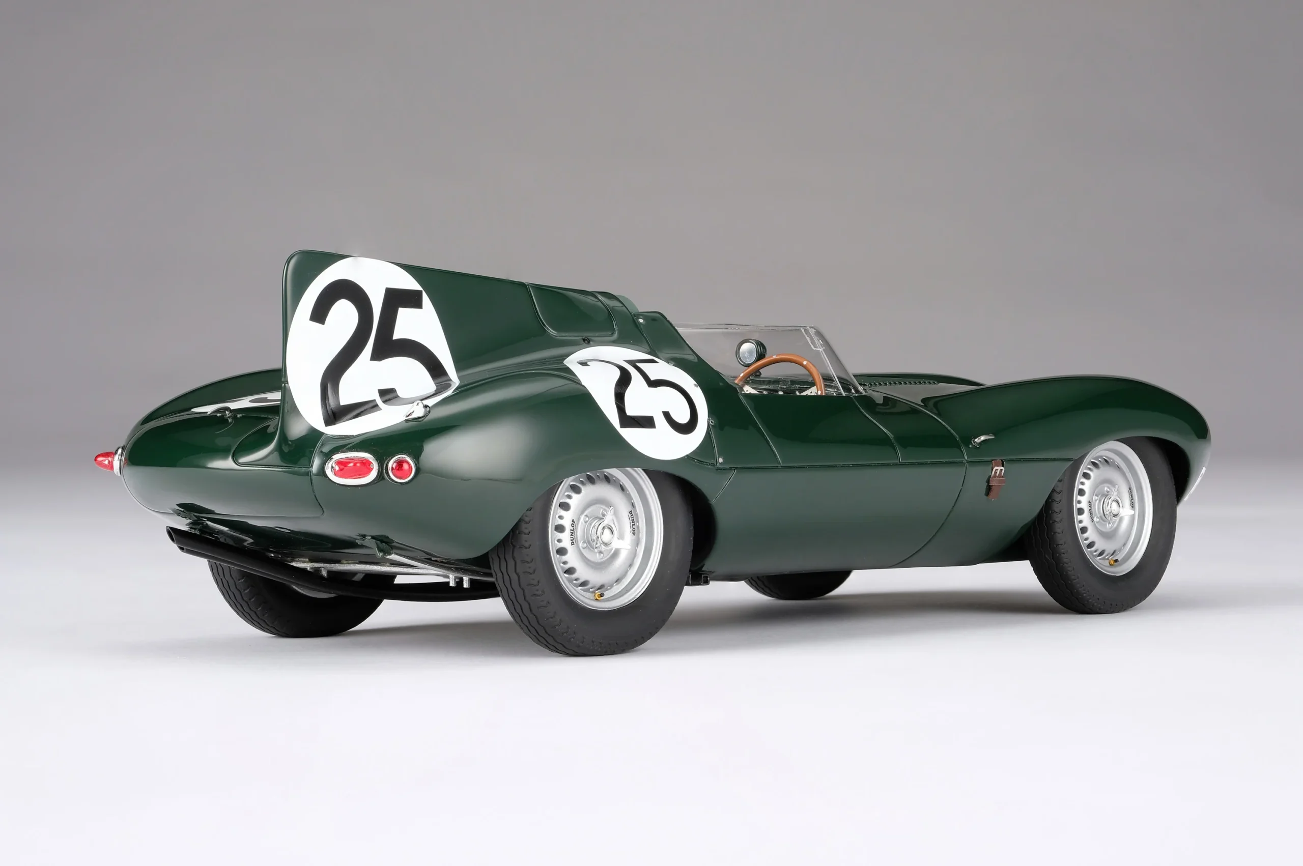 Amalgam Jaguar D-type – Sieger von Reims 1956 – Bild 10