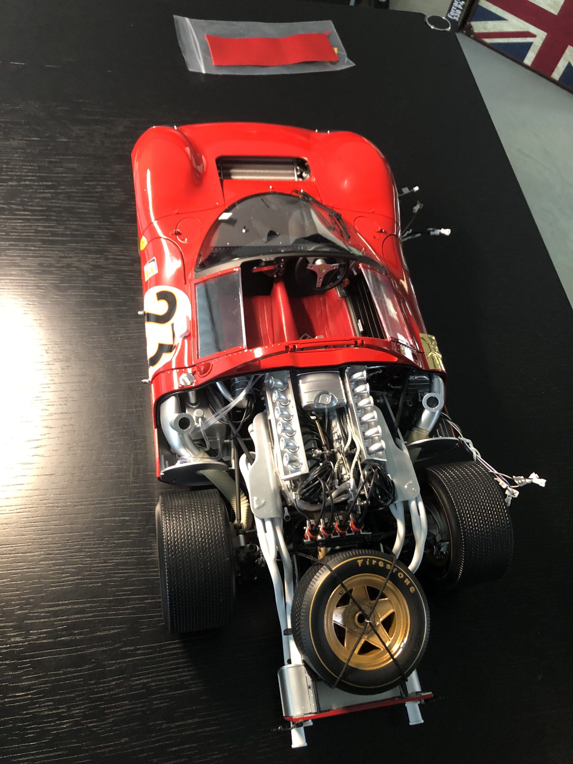 Centauria Ferrari 330 P4 1:8 Fertigmodell – Bild 5