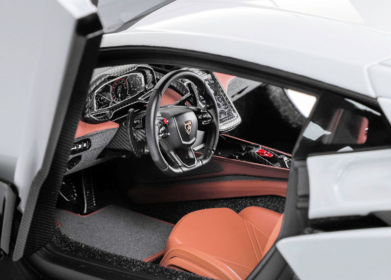 LCD LAMBORGHINI - REVUELTO HYBRID 2023 - ORANGE – Bild 2