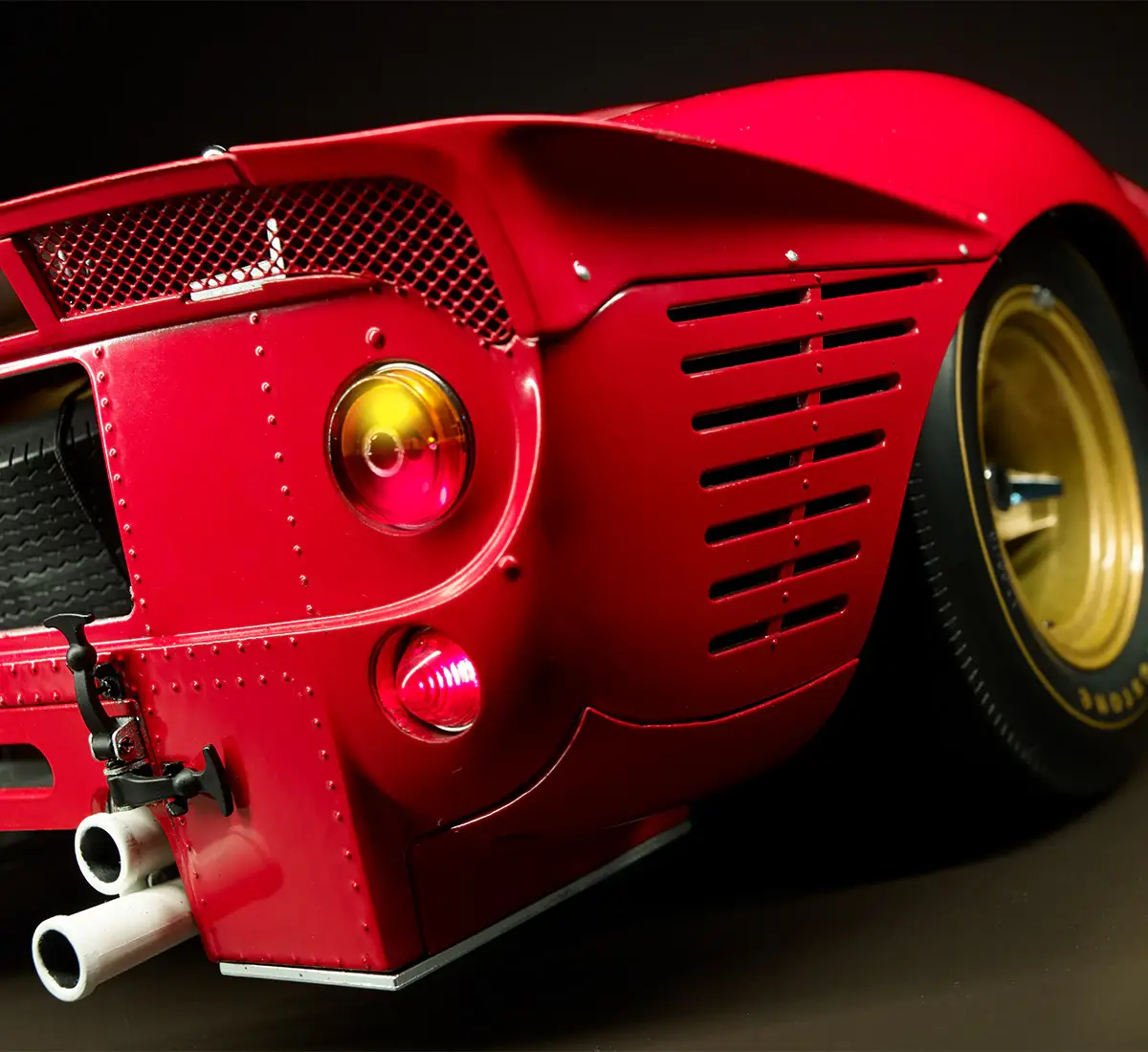 Centauria Ferrari 330 P4 1:8 Fertigmodell – Bild 7