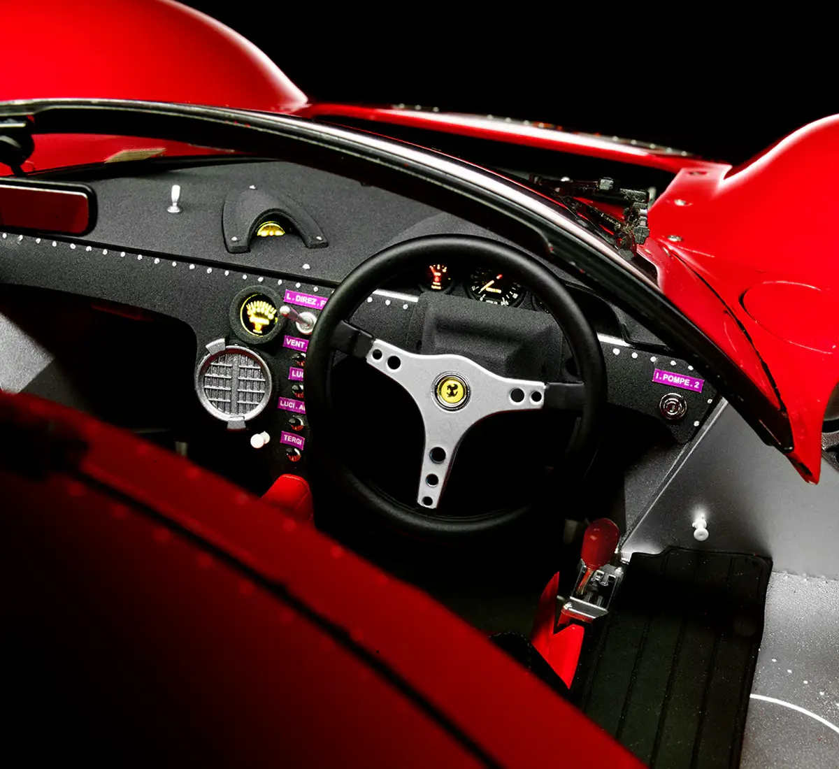 Centauria Ferrari 330 P4 1:8 Fertigmodell – Bild 6