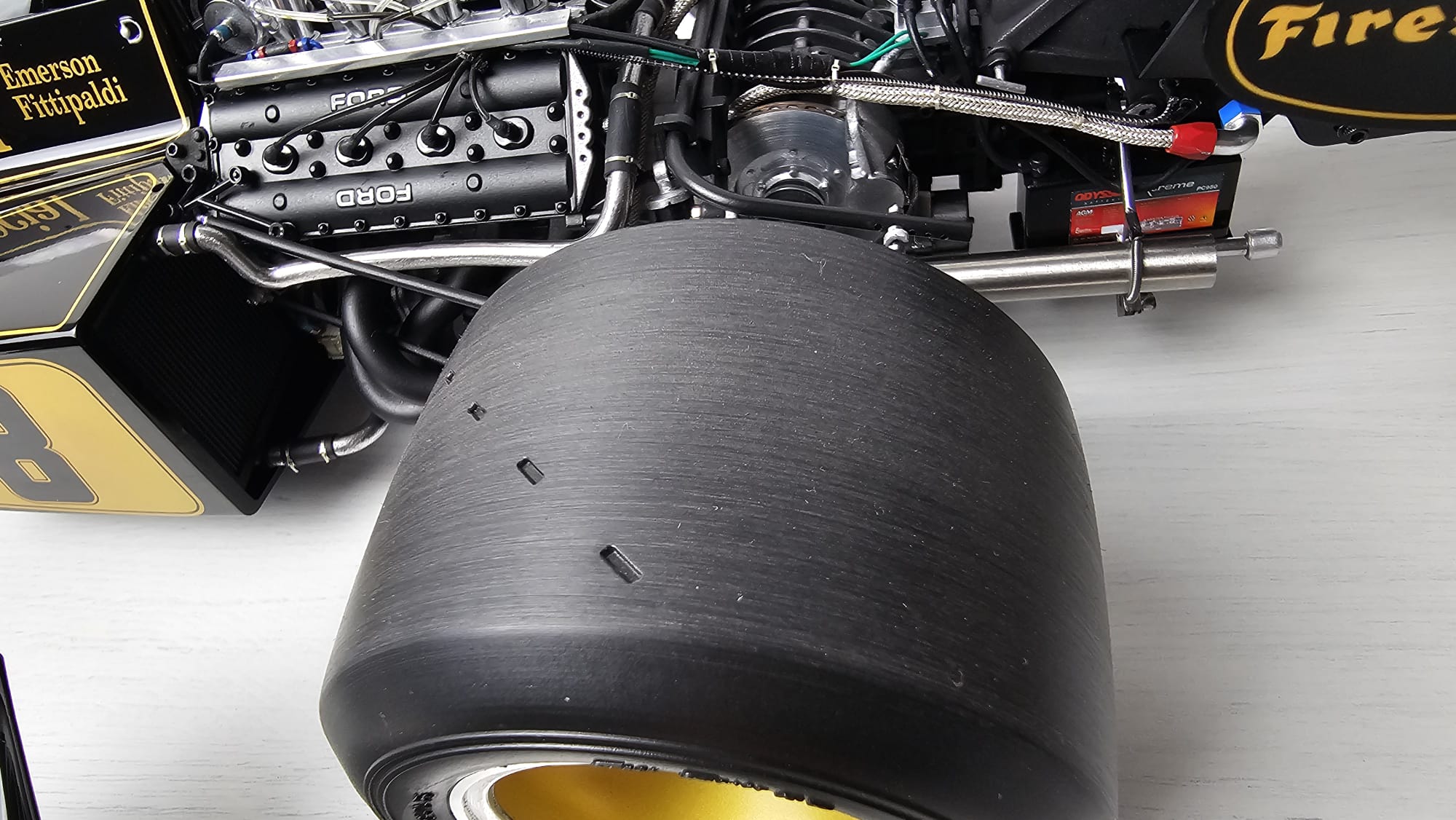 Lotus 72D - 1972 British GP - Emerson Fittipaldi - 1/8 Fertigmodell – Bild 18