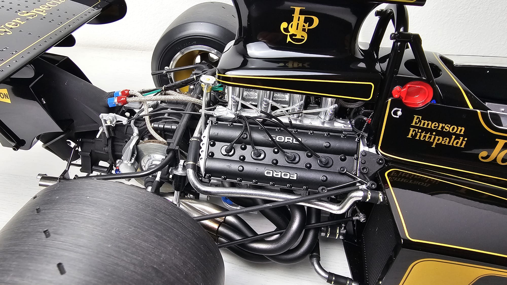 Lotus 72D - 1972 British GP - Emerson Fittipaldi - 1/8 Fertigmodell – Bild 14