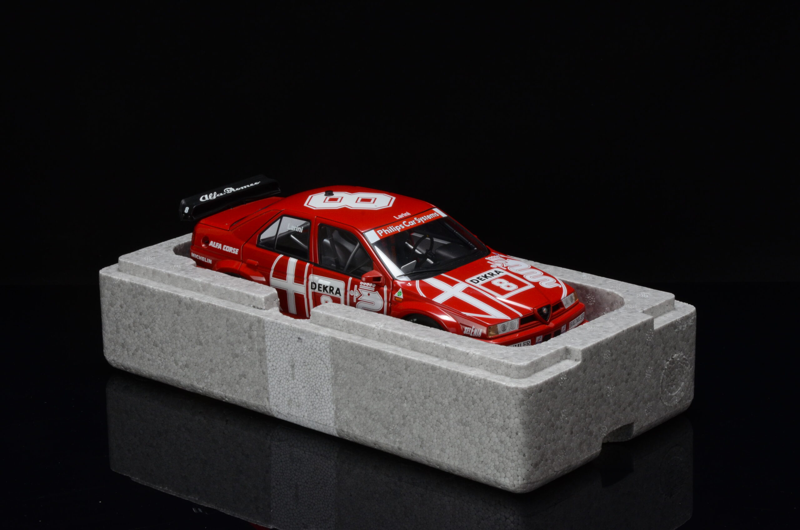Alfa Romeo 155 V6 TI DTM 1993 Zolder Larini 1/18 – Bild 7