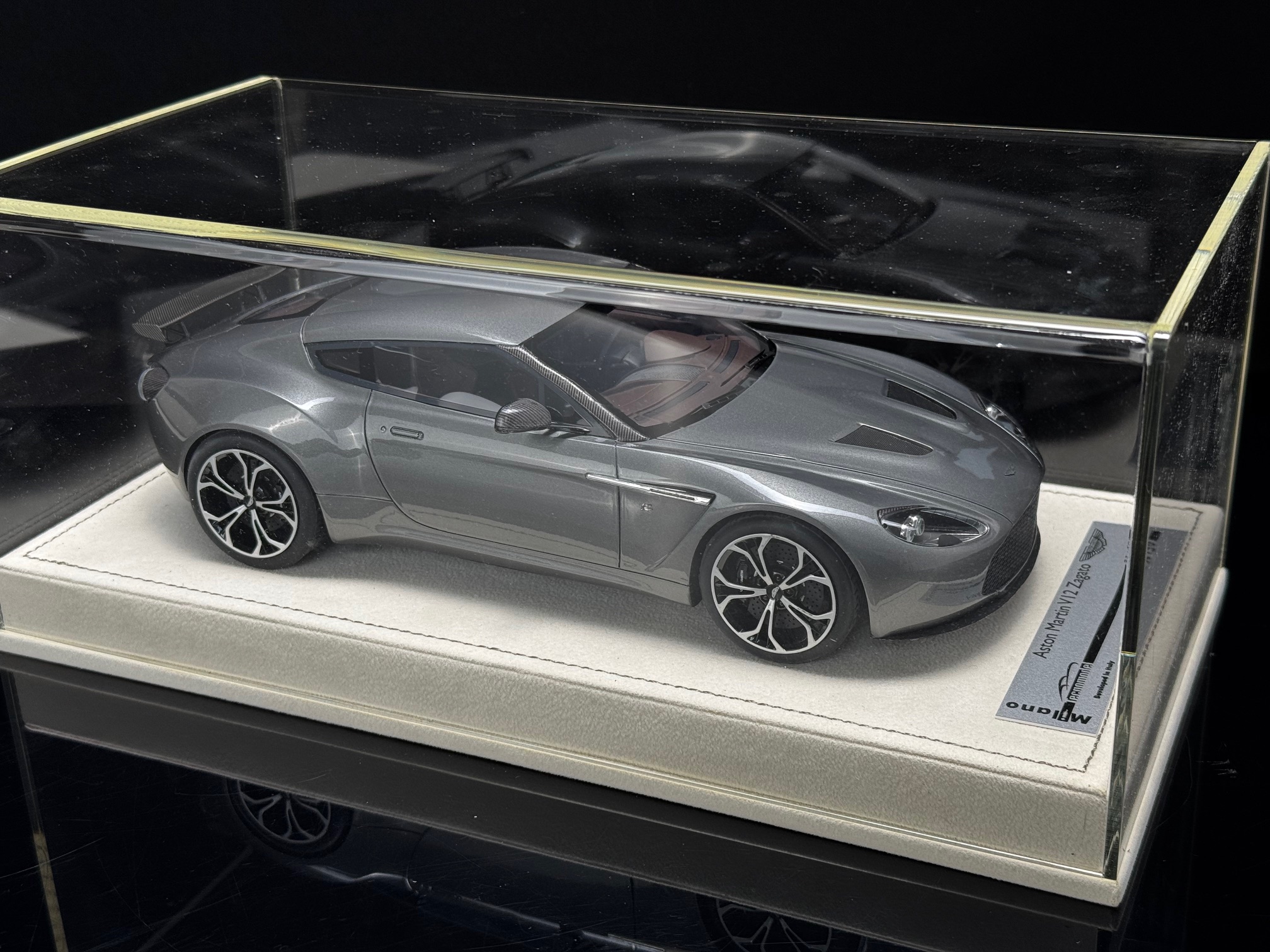 Tecnomodel Aston Martin V12 Zagato 1/18 – Bild 5
