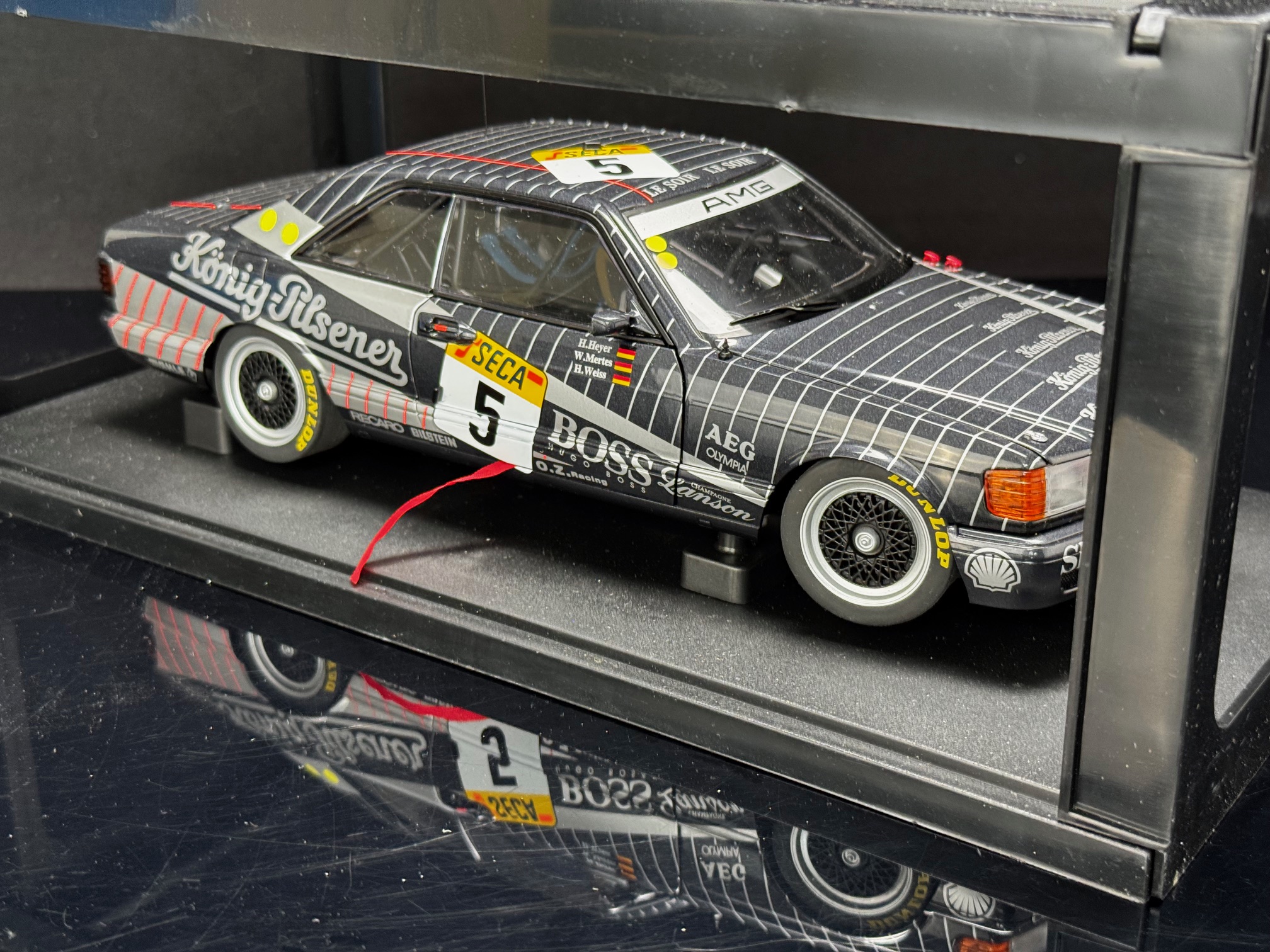 AUTOart メルセデス・ベンツ 500 SEC AMG SPA 1989 - 1/18