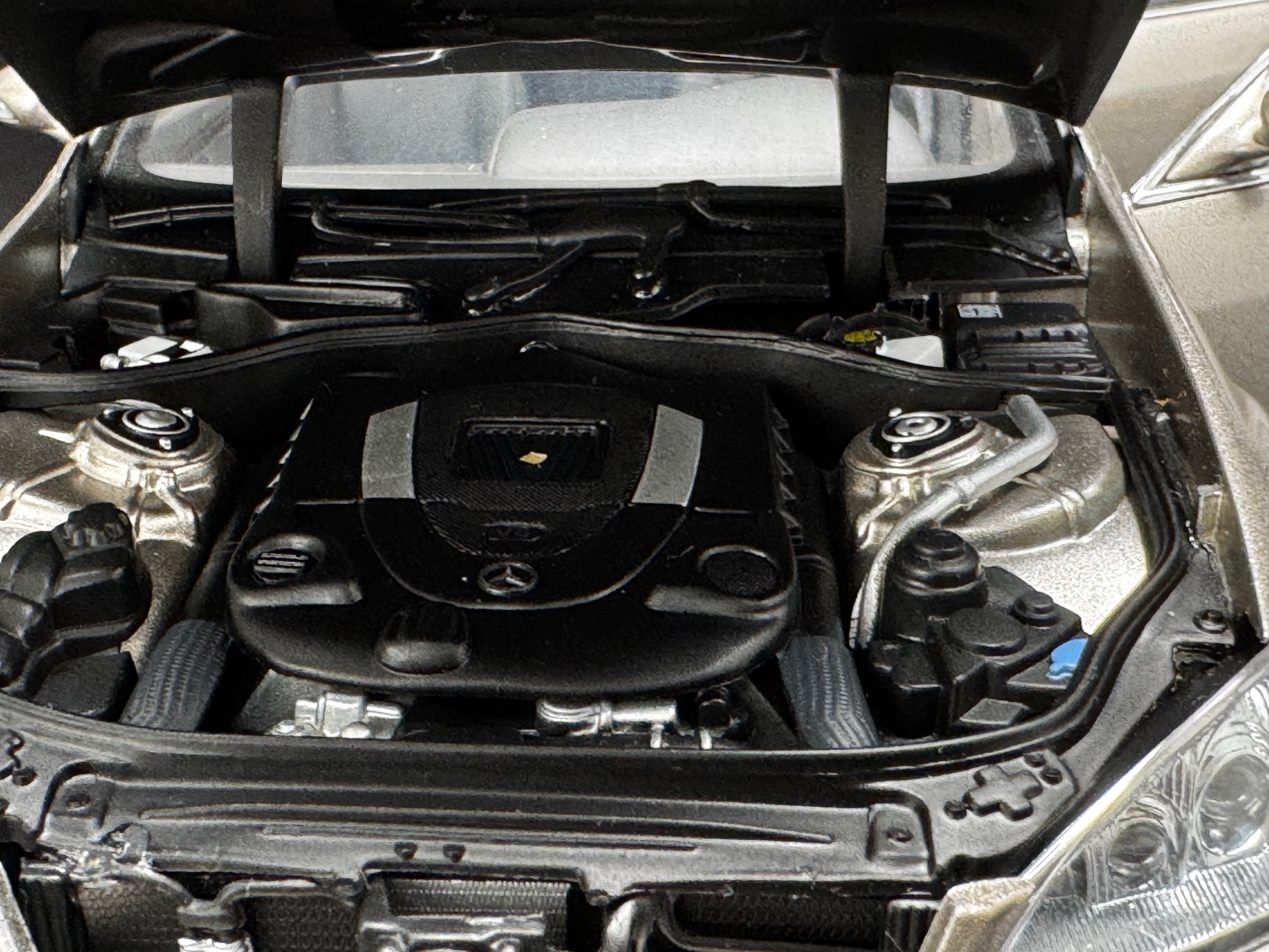 AUTOart Mercedes-Benz S-Klasse - 1/18 - Image 3