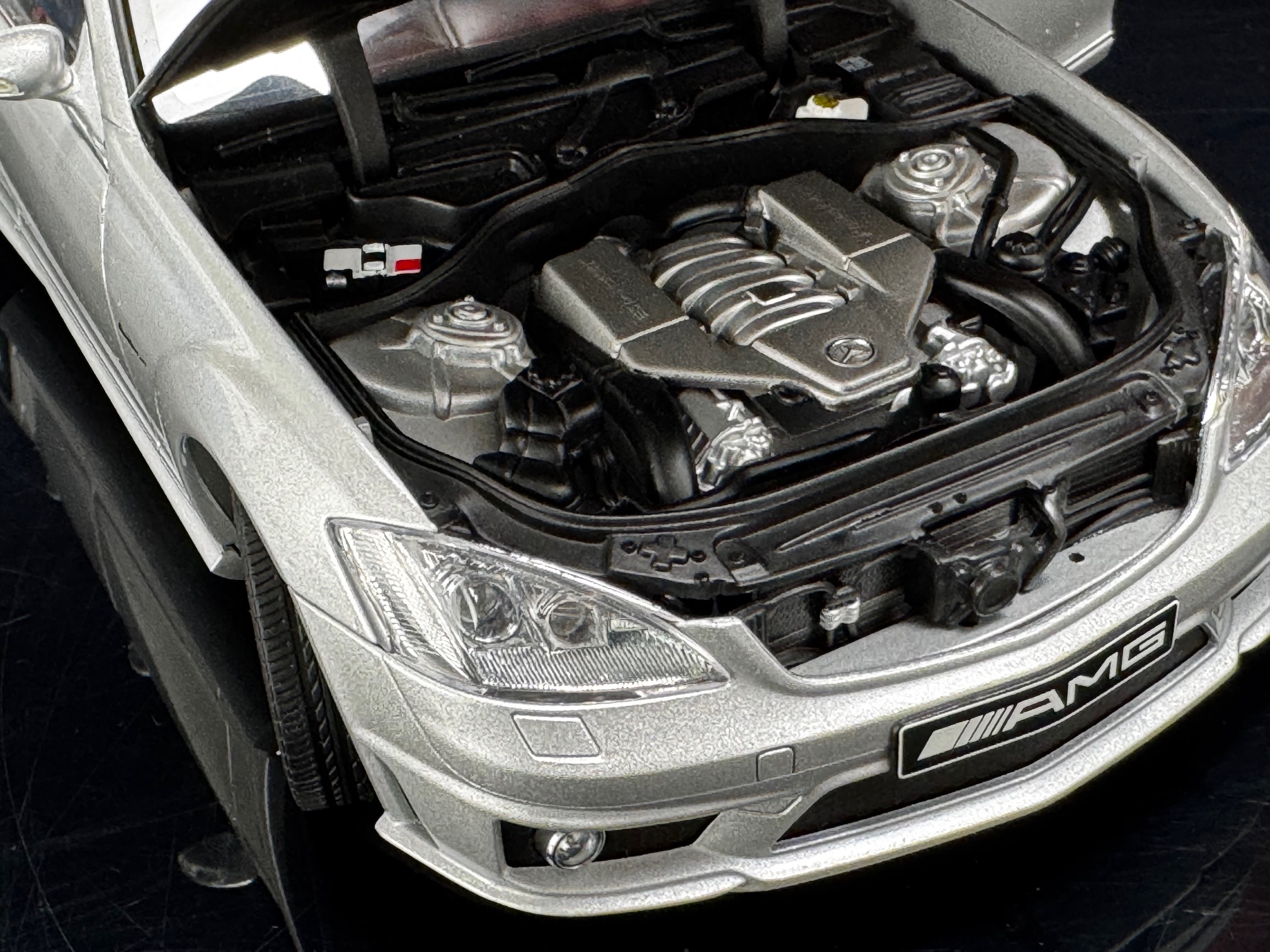 AUTOart Mercedes-Benz S63 AMG silber - 1/18 - Image 2