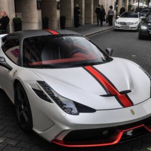 BBR Ferrari 458 Speciale Bianco Italia Matt with red stripe one of 48 - 1/18 (Kopie)