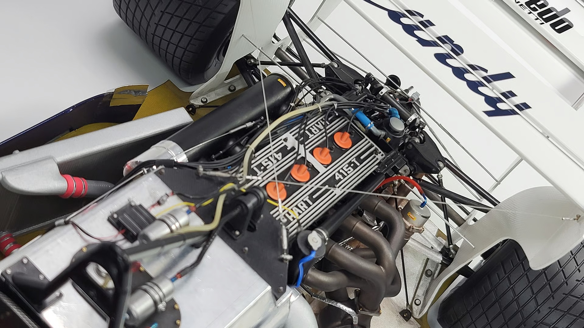 Factoryeight Toleman TG184 - Monaco 1984 1:8 Maßstab- 1/8 – Bild 3