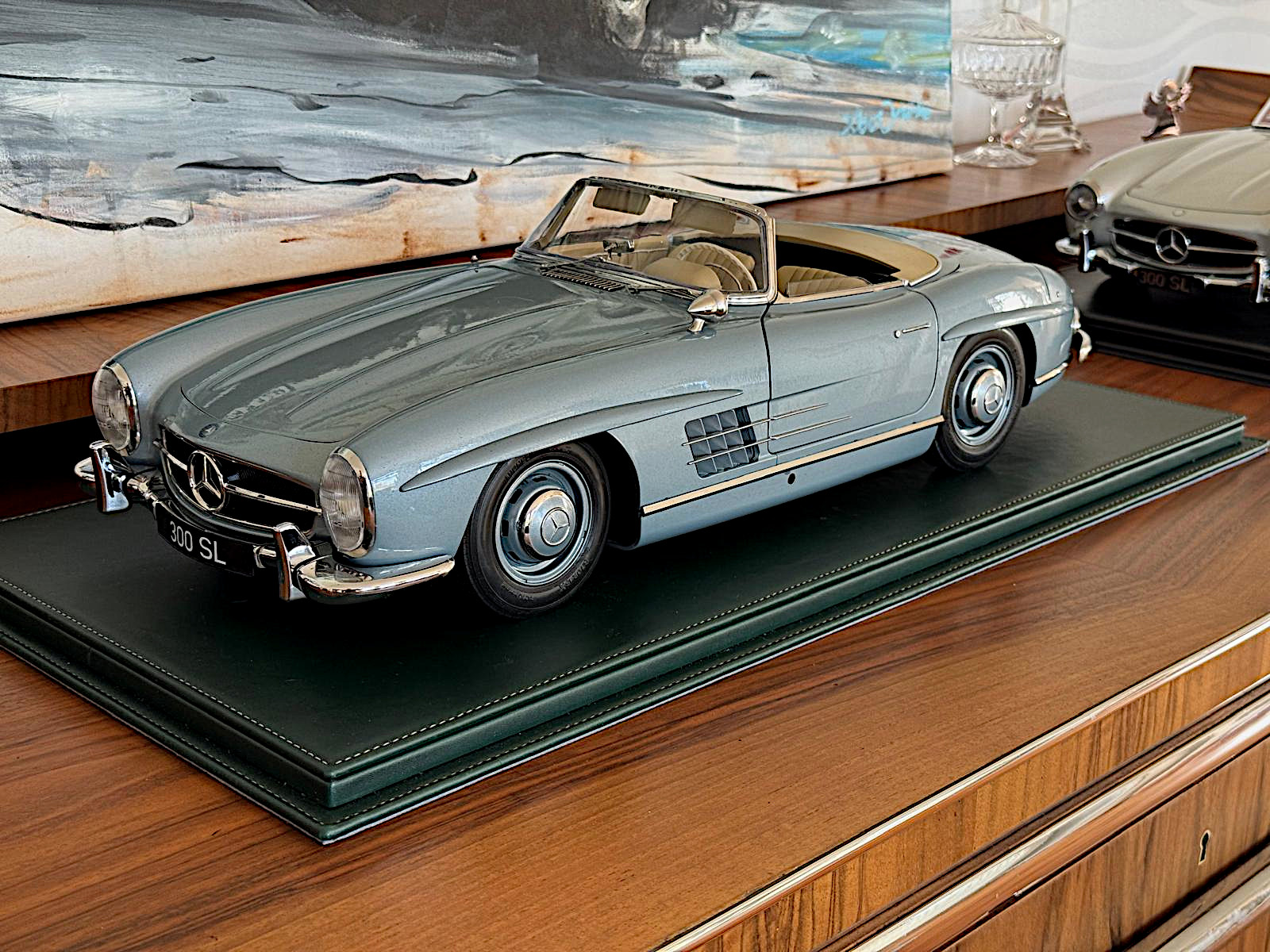 IXO Mercedes 300 SL Roadster blau modelcars24 exklusive Bausatz 1:8 - 1/8 - Image 2