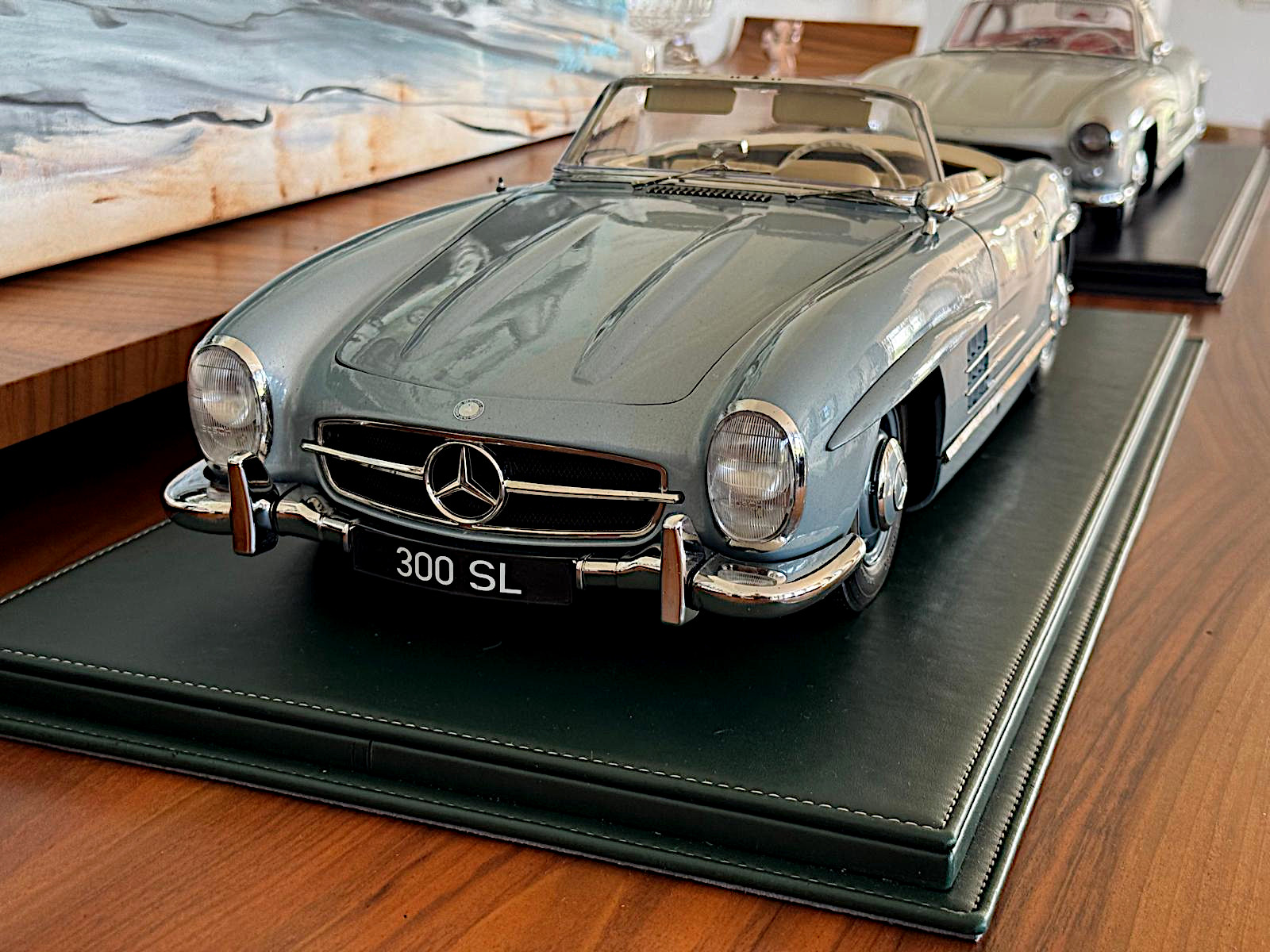 IXO Mercedes 300 SL Roadster blau modelcars24 exklusive Bausatz 1:8 - 1/8 - Image 4