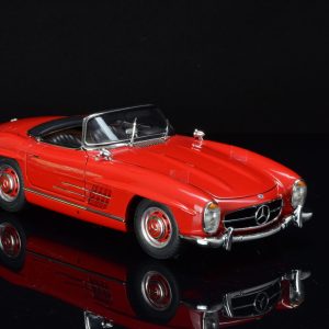 CMC Mercedes-Benz 300 SL Roadster rouge / noir Édition Limitée 1500 pcs. - 1/18