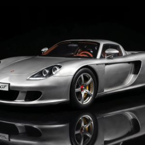 GT Spirit Porsche Carrera GT plata 2003 - 1/8