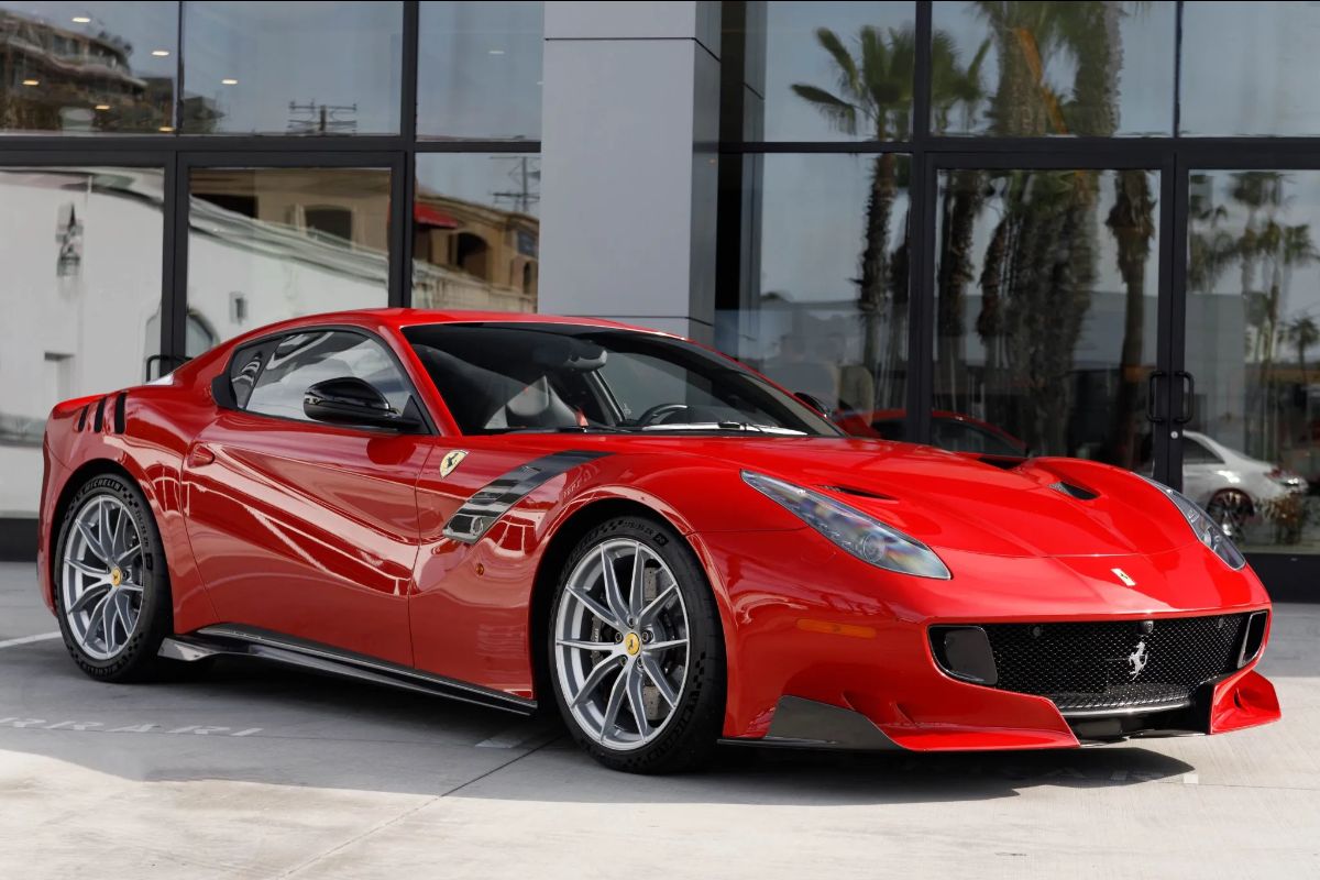 Looksmart Ferrari F12 TDF - 1/12