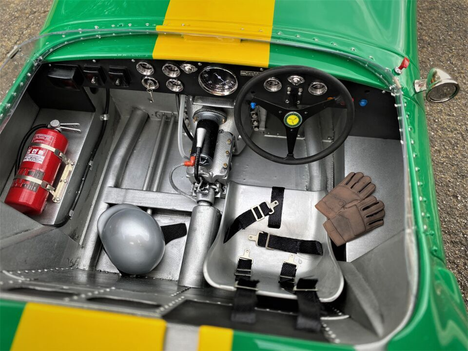 Lister Jaguar Costin BHL3 scale Fertigmodell 1/8 - Image 5