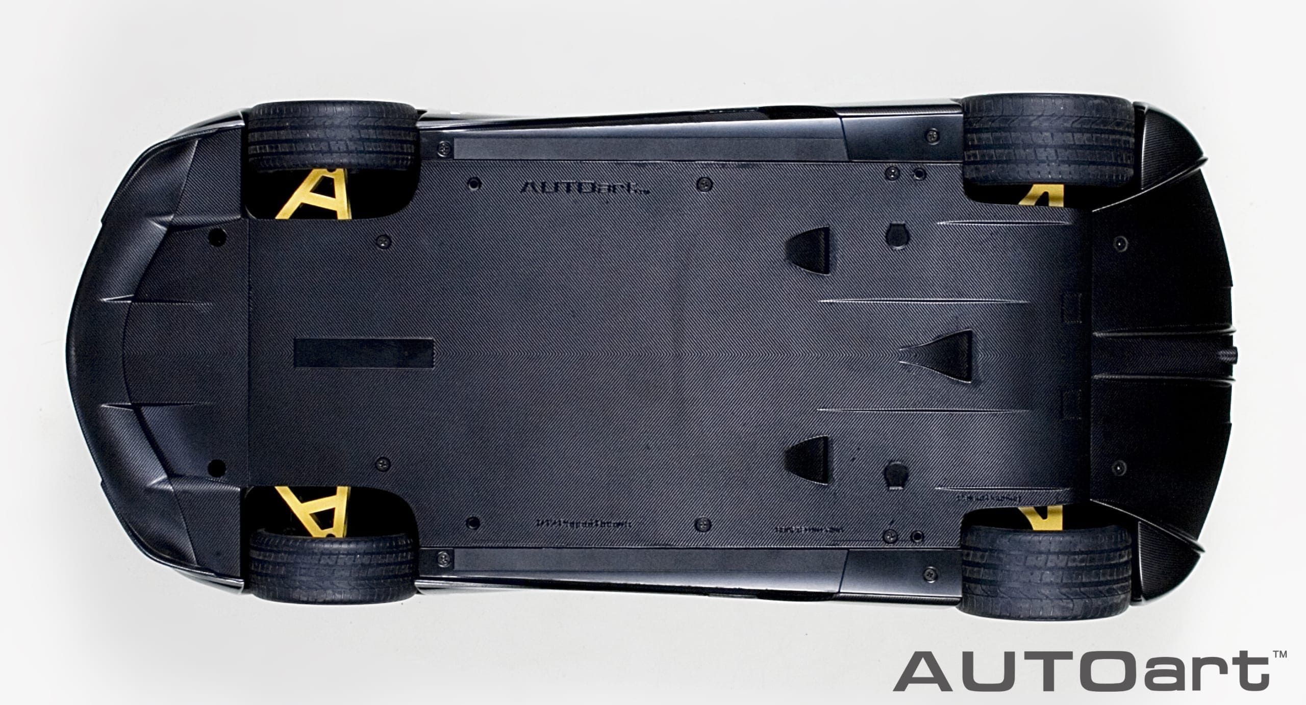 AUTOart Pagani Huayra 1:12 - Glossy Black - Image 8