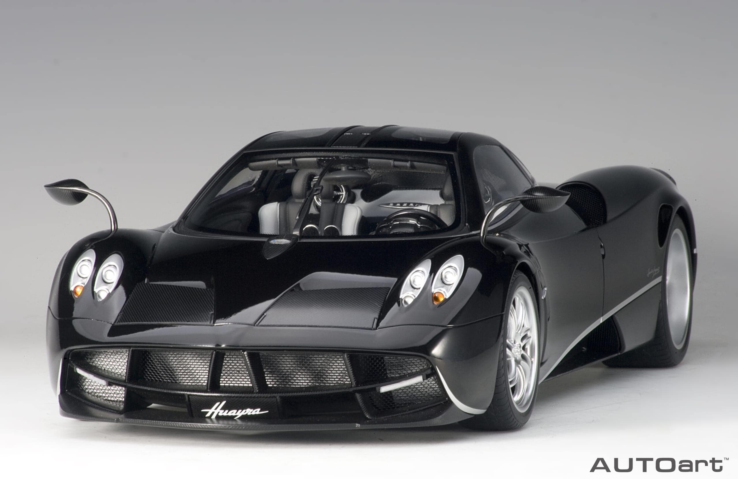 AUTOart Pagani Huayra 1:12 - Glossy Black - Image 16