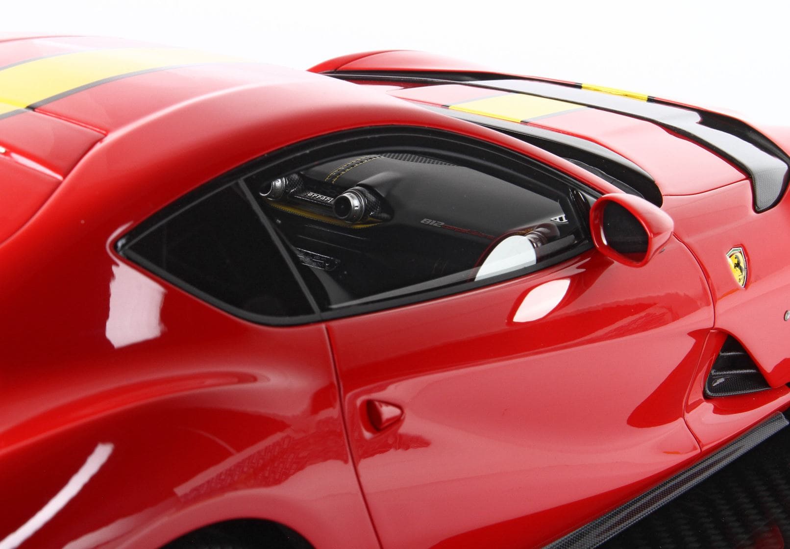 BBR Ferrari 812 Competizione Yellow Stripe - Rosso Corsa 322 Red | 1:12 - Image 5