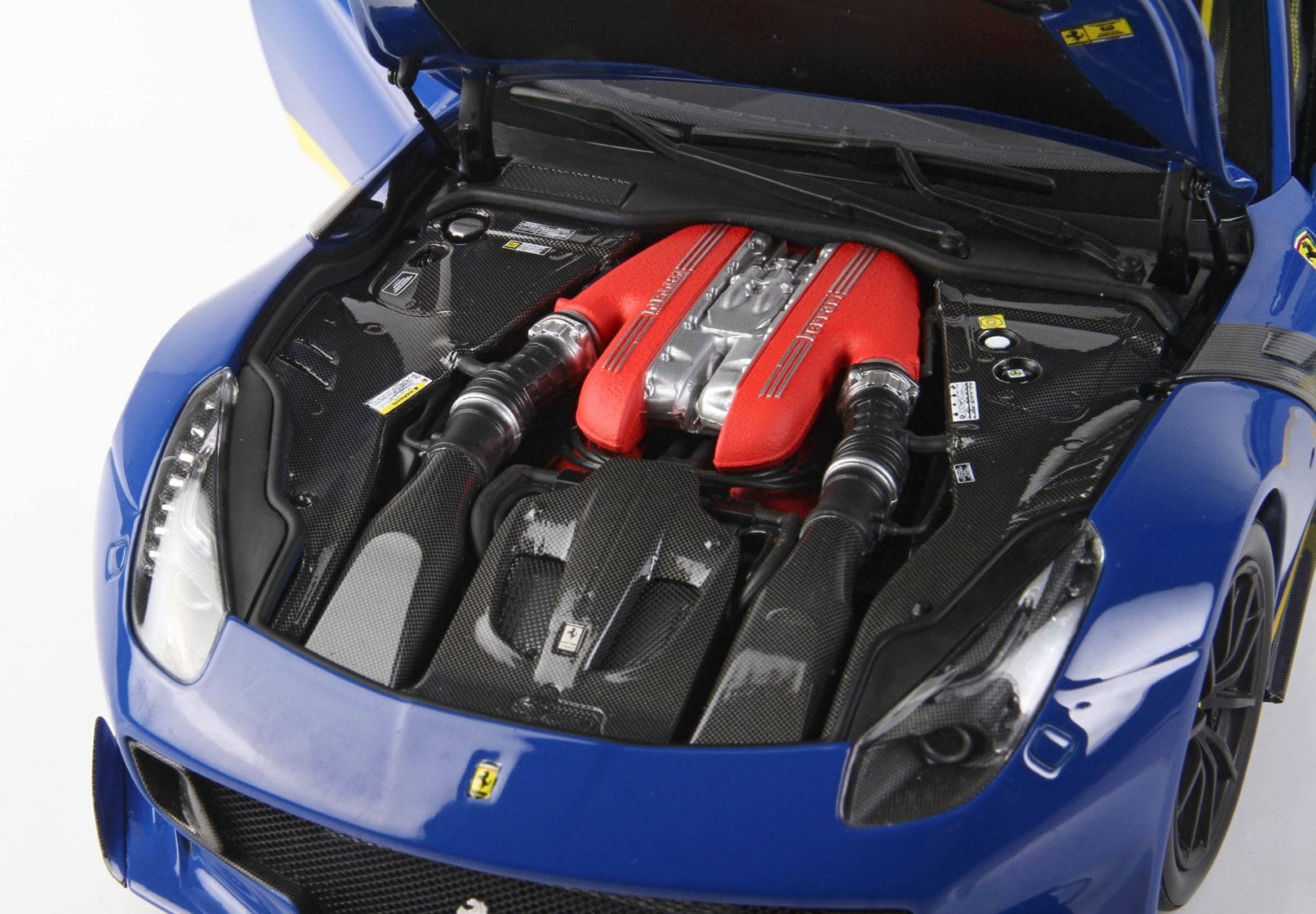 BBR Ferrari F12 TDF - Dino Blue / Yellow Details | 1:18 – Bild 10