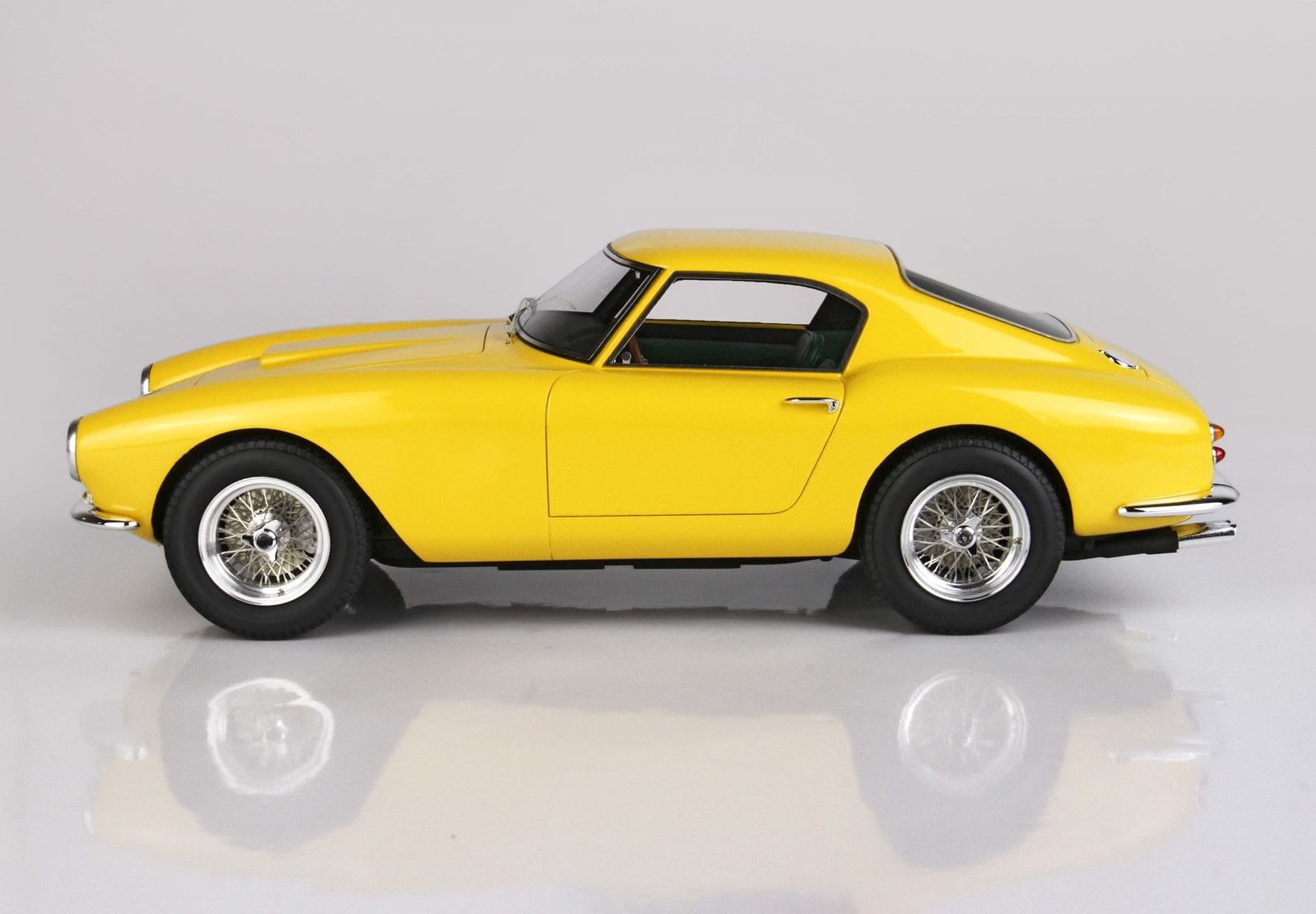 BBR Ferrari 250 GT Berlinetta passo corto - Modena Yellow | 1:18 – Bild 6