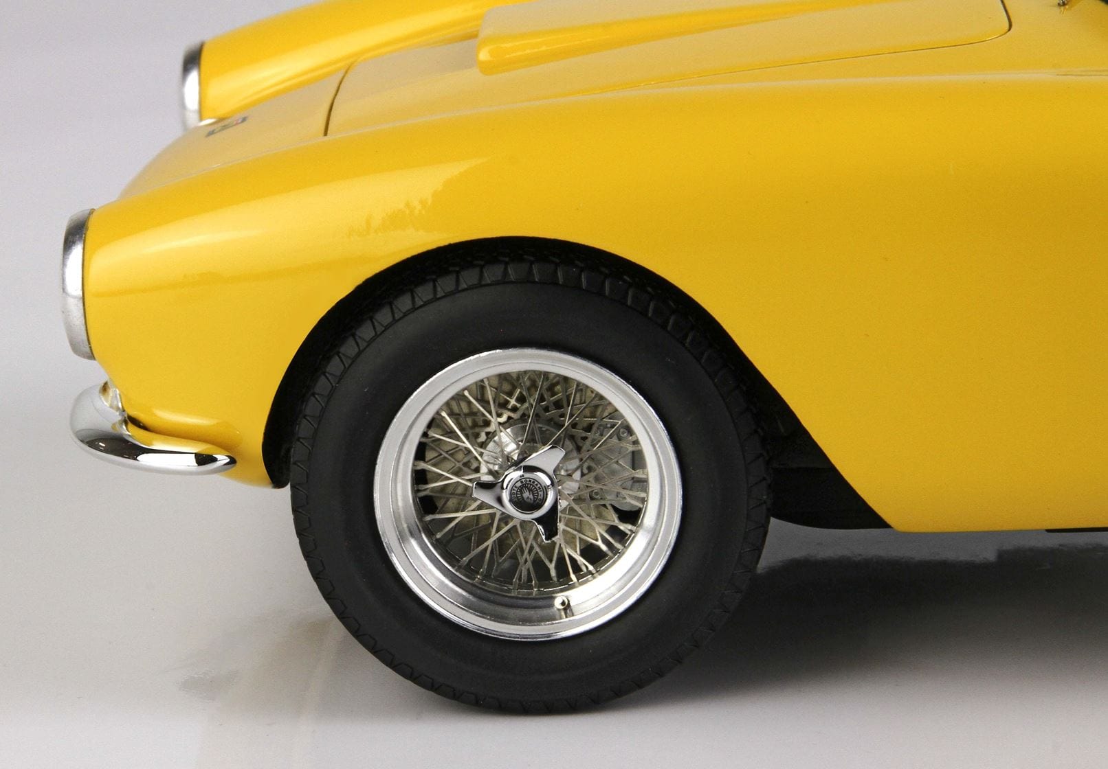 BBR Ferrari 250 GT Berlinetta passo corto - Modena Yellow | 1:18 – Bild 17